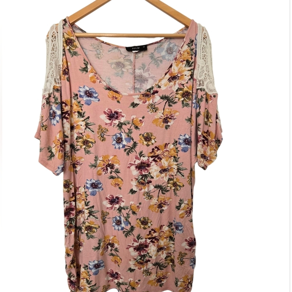 NAIF Pink Floral Top with Lace Accents 3x